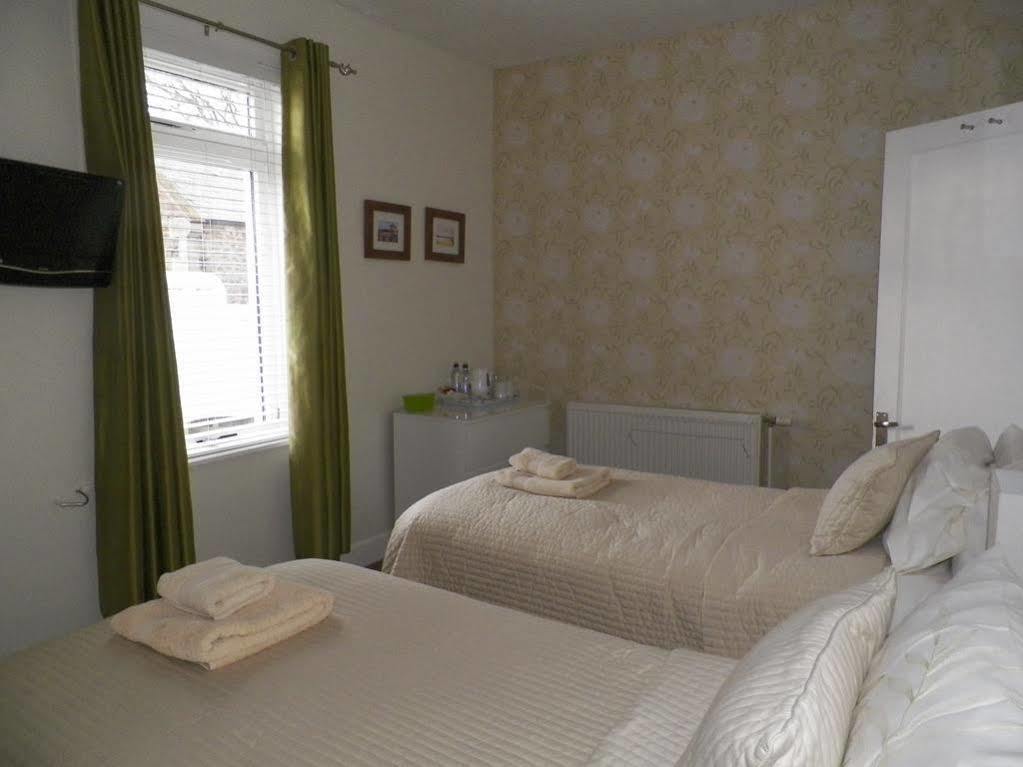 איימאות' Hillcrest Bed & Breakfast מראה חיצוני תמונה